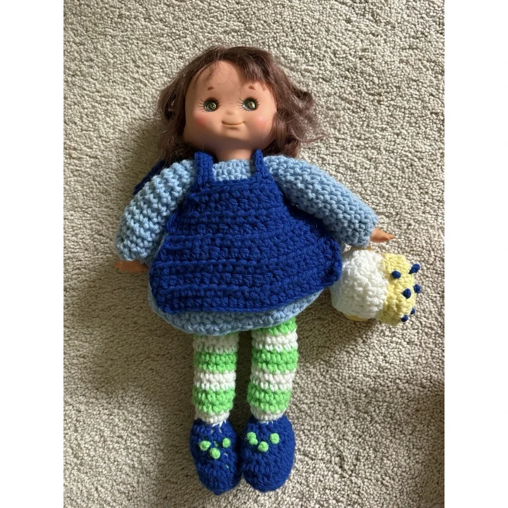 Vintage‎ Strawberry Shortcake and Blueberry Muffin Crocheted Dolls